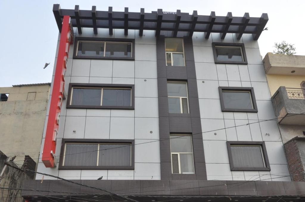 Hotel Al Gulzar Delhi  Exterior photo